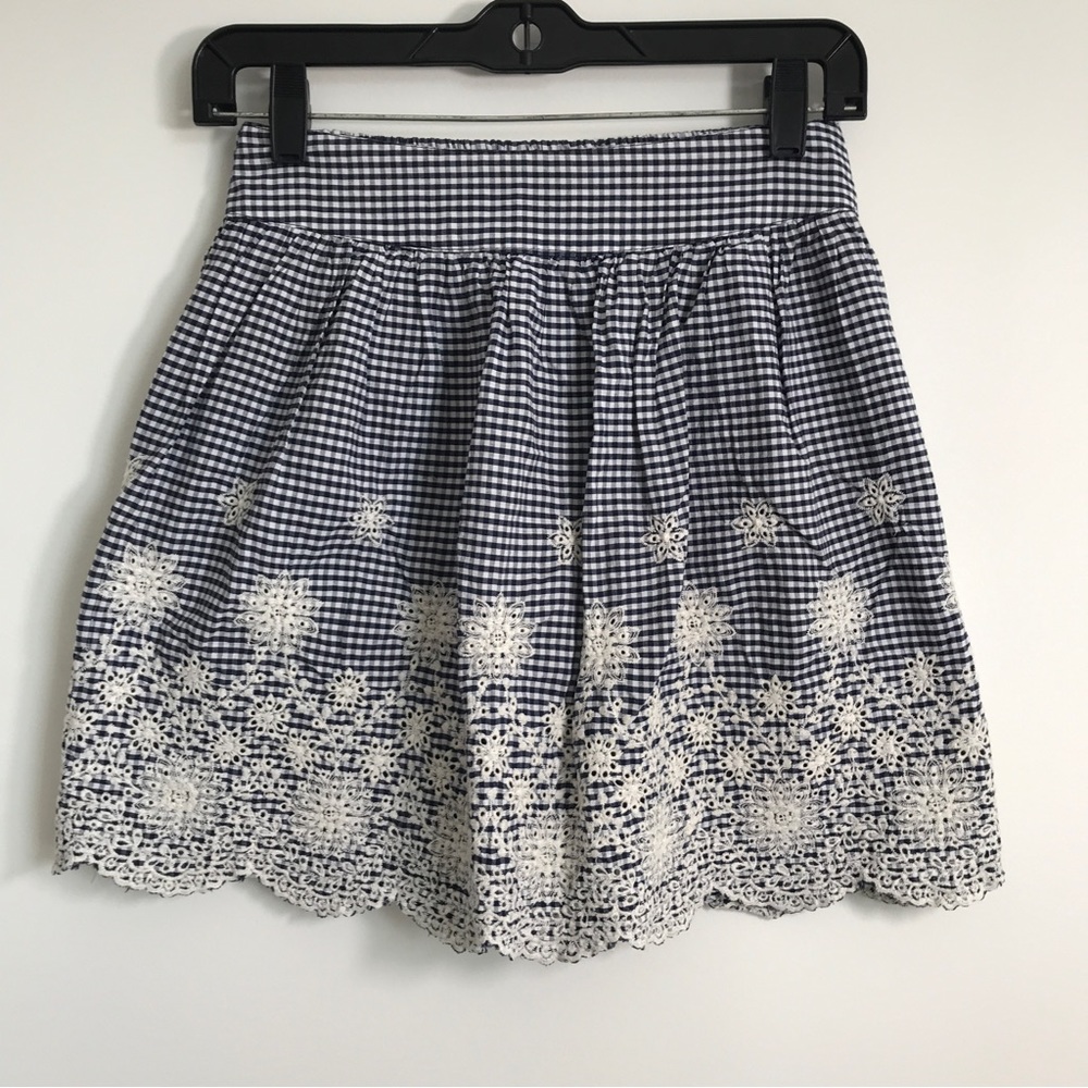 Page Junior Gingham Embroider Skirt Size F Elastic waist